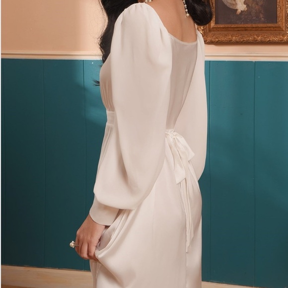 Silk Square Neck Wedding Dress - Picture 3 of 3